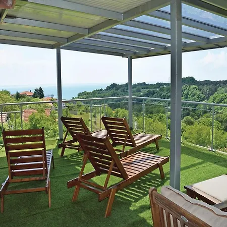 Casa vacanze Three-bedroom Holiday In